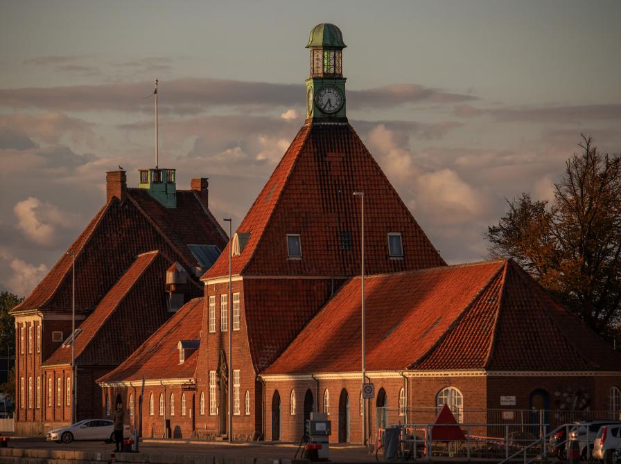 Toldboden og Havnebygningen
