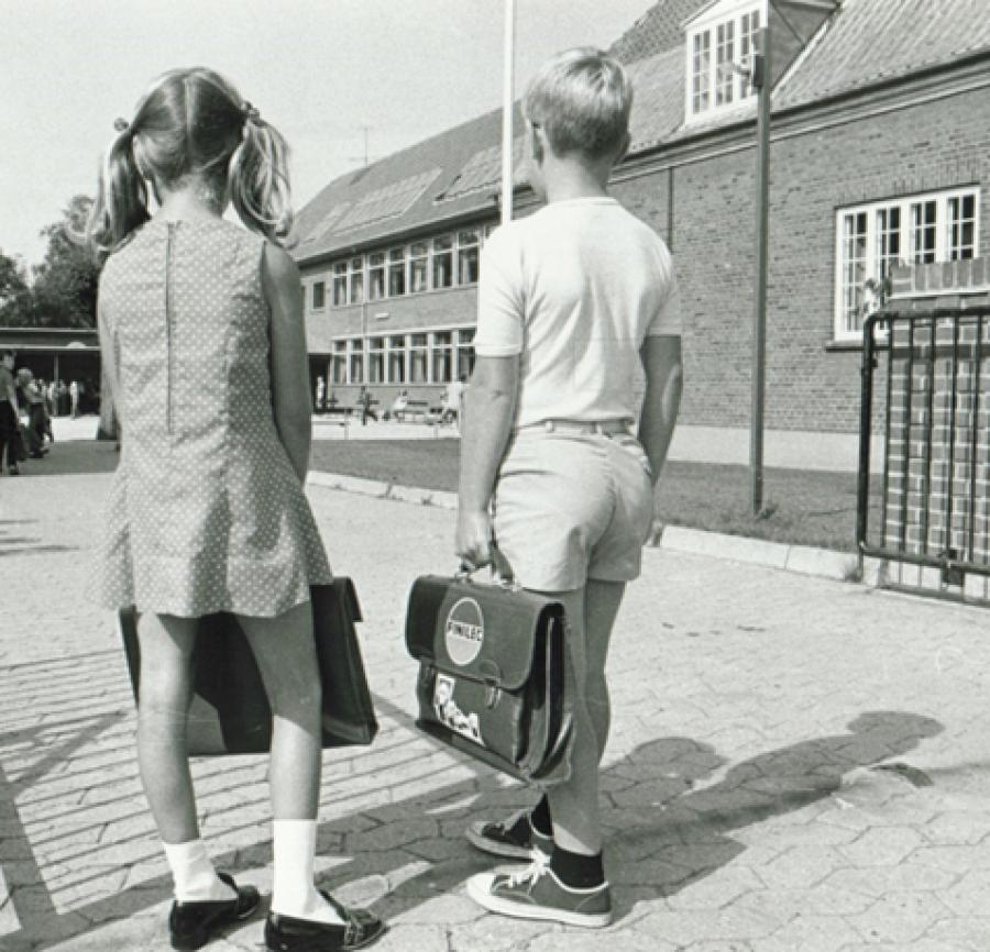 Første skoledag i 1972 på Møllemarksskolen i Nakskov (Nakskov Lokalhistoriske Arkiv)